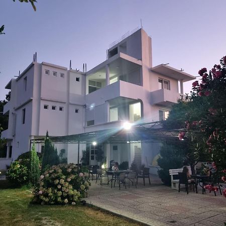 Отель Casa Gazi Улцинь Экстерьер фото