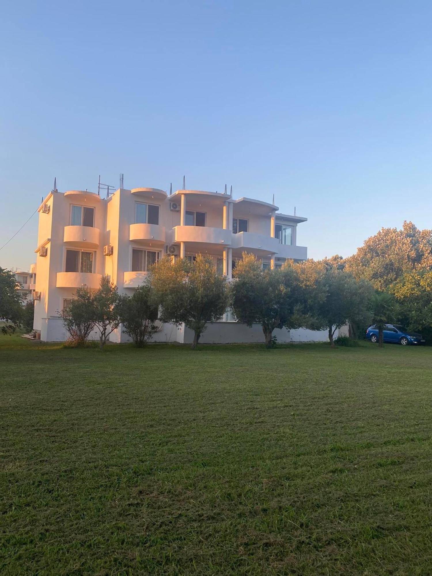 Отель Casa Gazi Улцинь Экстерьер фото